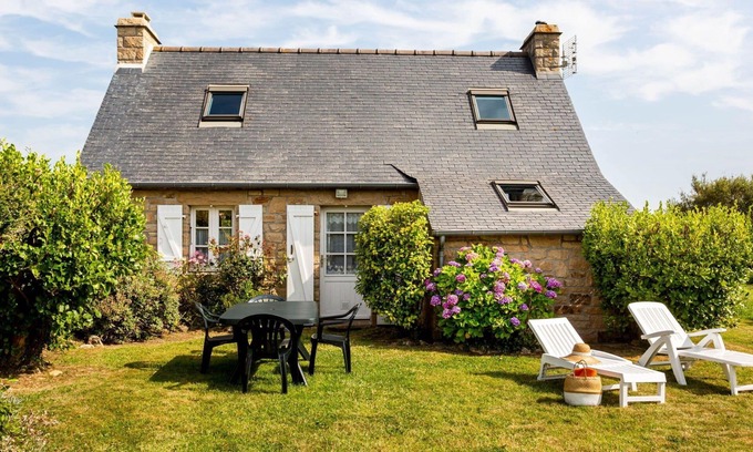 Crozon House | Wonderful private villa for 4 people with WIFI, TV and pets allowed