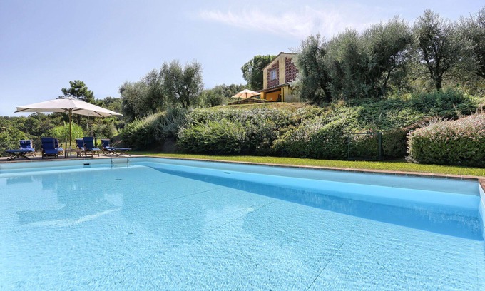 Lucca Villa | Wonderful private villa with A/C, private pool, WIFI, TV, panoramic view and parking, close to L.