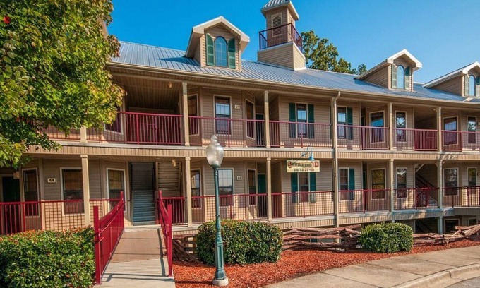 Clarkesville Apartment | Wonderful stay at this charming Georgia Mountain Resort