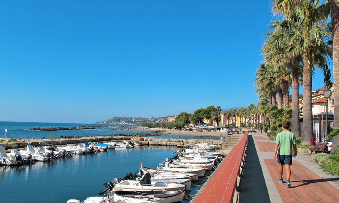 Riva Ligure House | Wonderful villa for 7 guests with WIFI, TV and balcony
