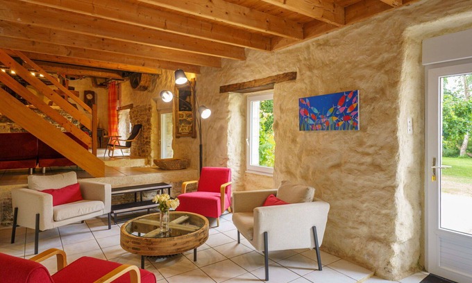 Plovan House | Wonderful villa for 6 people with WIFI, TV, terrace and parking