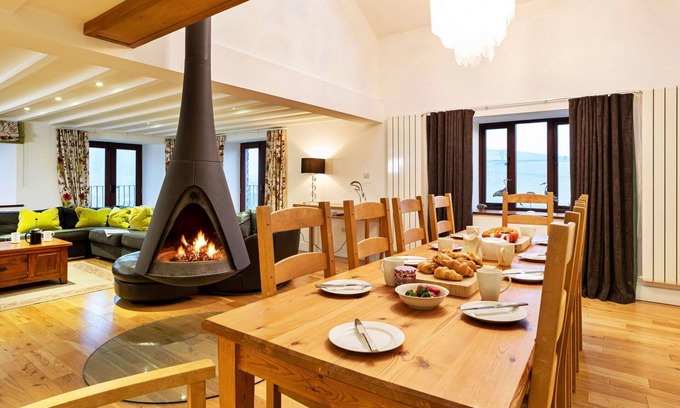 Bretherdale House | Wonderful villa for 10 people with WIFI and TV