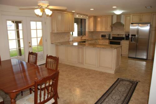 Whispering Hills House | Wonderful Whispering Hills