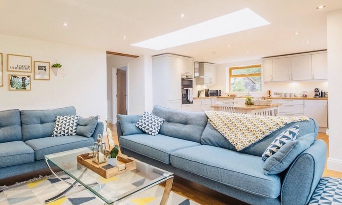 New Forest District House | Wonderful Willow Cottage