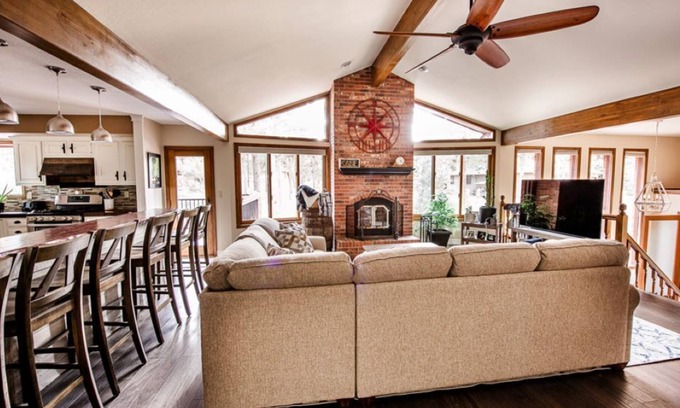Monument House | Wonderful Woodmoor Home