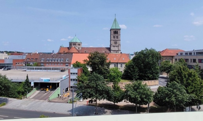 Schweinfurt Apartment | Wonderfully renovated old apartment in the center of Schweinfurt