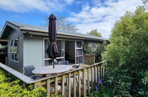 Takanini Bed & Breakfast | Woodbury Farm