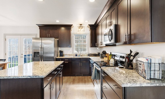 Barboursville House | Wooded Escape Near UVA, Wineries & Skyline Dr