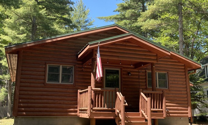 Topinabee Cottage | Wooded property in Northern Michigan. Great location for ice fishing on Mullett!