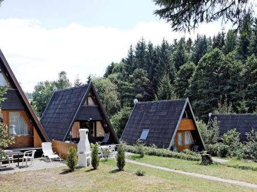 Waldkirchen House | Wooden chalet with terrace near a swimming lake