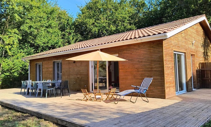 Grayan-Et-L'Hopital House | Wooden house 4 bedrooms + Bikes between ocean and forest
