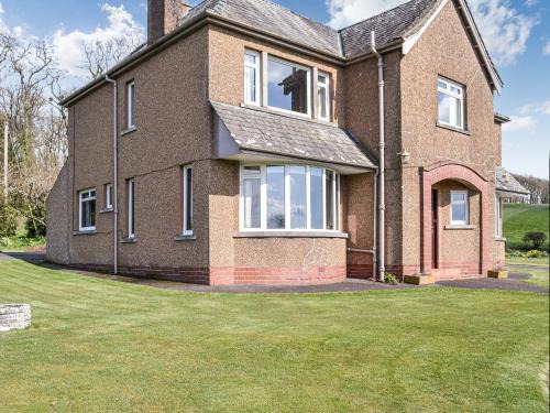 Castle Douglas House | Woodend Farmhouse Halmyre
