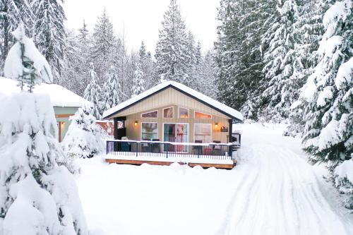 Glacier House | Woodland Bungalow