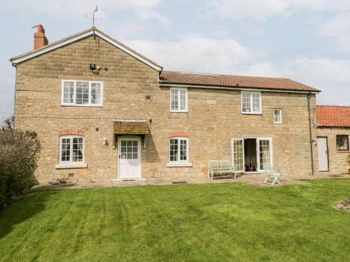 West Heslerton House | Woodlands Cottage