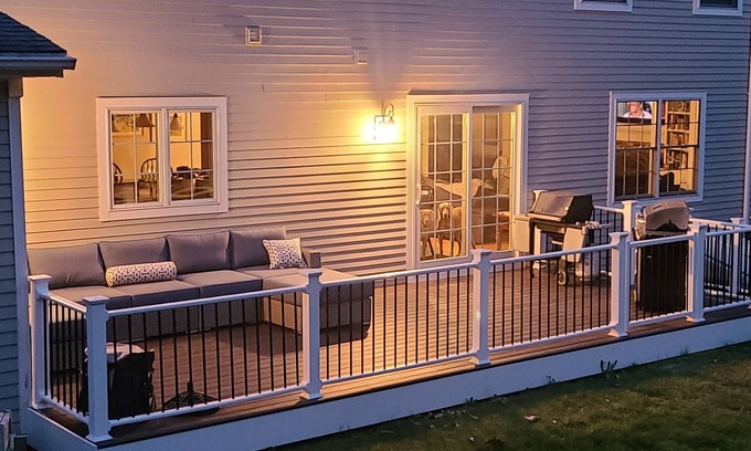 Goshen House | Woodridge Lake Classic Colonial 5 BR Lake House.