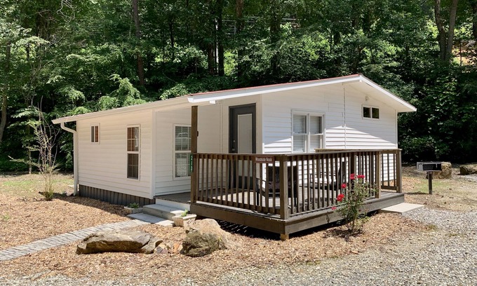Blairsville House | Woodside Nook Cabin at the BHR Farm Village: perfect hiking get-a-way
