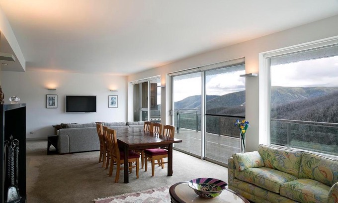 Falls Creek Apartment | Woodsmoke 4