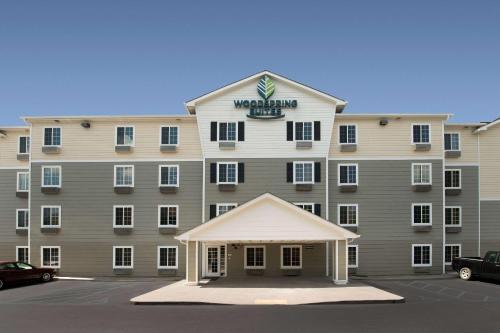 Simpsonville Hotel | WoodSpring Suites Greenville Simpsonville