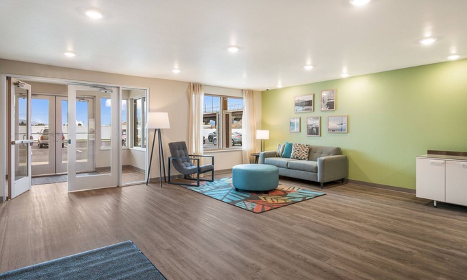 Grant Creek Hotel | WoodSpring Suites Missoula