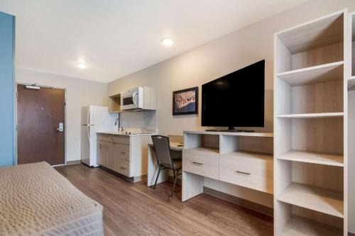 Morrisville Hotel | WoodSpring Suites Morrisville - Raleigh Durham Airport
