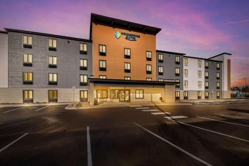 Vancouver Hotel | WoodSpring Suites Portland Vancouver