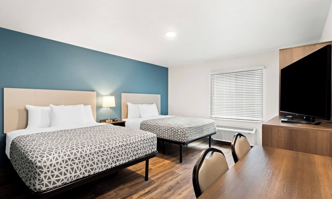 Dupont Hotel | Woodspring Suites Denver Commerce City