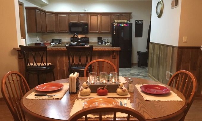 Mount Marion House | WOODSTOCK - SAUGERTIES - HUDSON VALLEY - 3 BDRM HOUSE - HITS - FIRE PIT