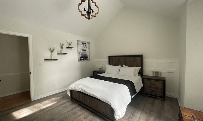 Twin Peaks House | Woodsy Chic Home