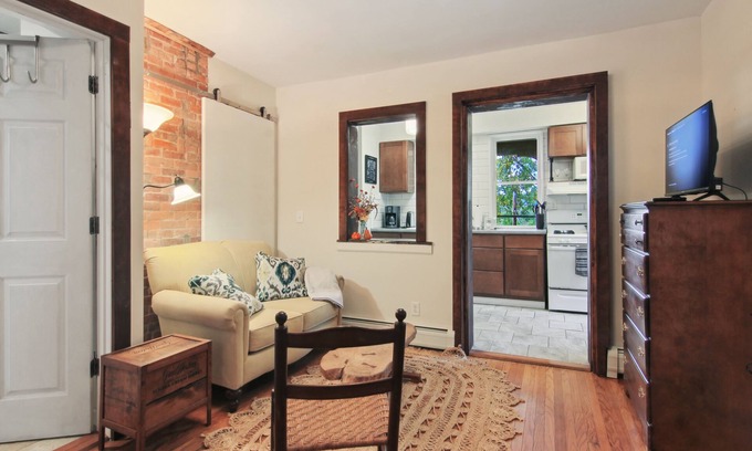 Ithaca Apartment | Woodsy Escape w/Private Balcony