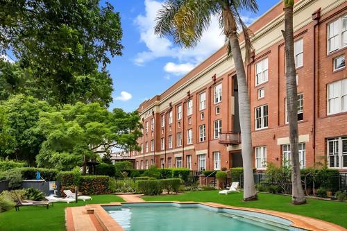Teneriffe Apartment | Woolstore Riverfront Apartments Teneriffe