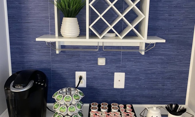 Sharon Grove House | Work Friendly! 12 minutes from Fort Campbell