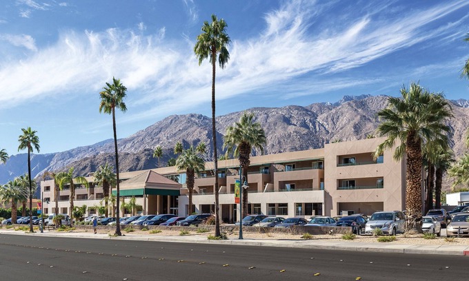Uptown Design District Hotel | WorldMark Palm Springs