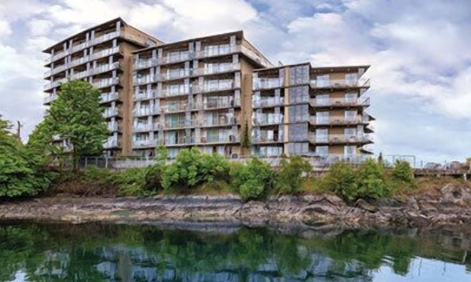 Inner Harbour House | Worldmark Victoria - 2BD Sleeps up to 6