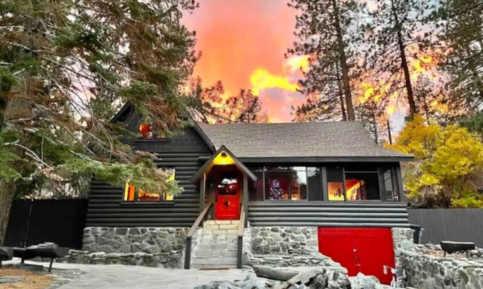 Wrightwood Ski Chalet | Wrightwood Chalet: Hot Tub, AC, Game Rooms, WW Chalet
