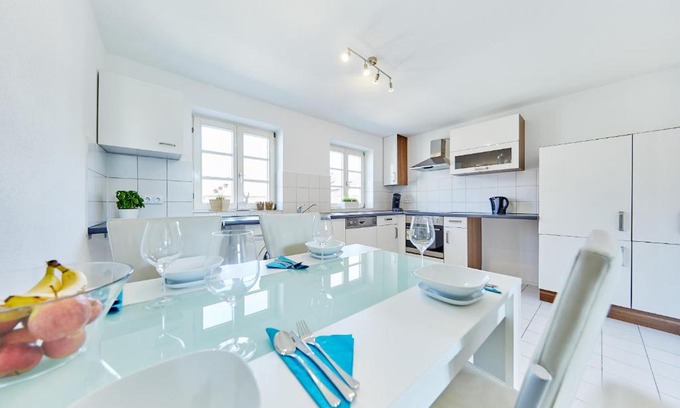 Altdorf Apartment | Wunderschöne Maisonette-Wohnung für bis zu 10 Personen