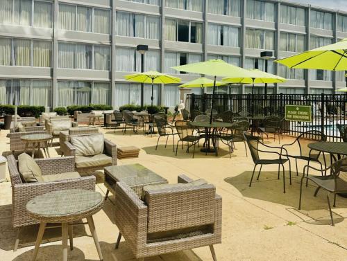 Greensboro Hotel | Wyndham Garden Greensboro