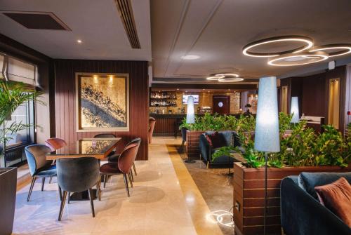 Tbilisi City Centre Hotel | Wyndham Grand Tbilisi