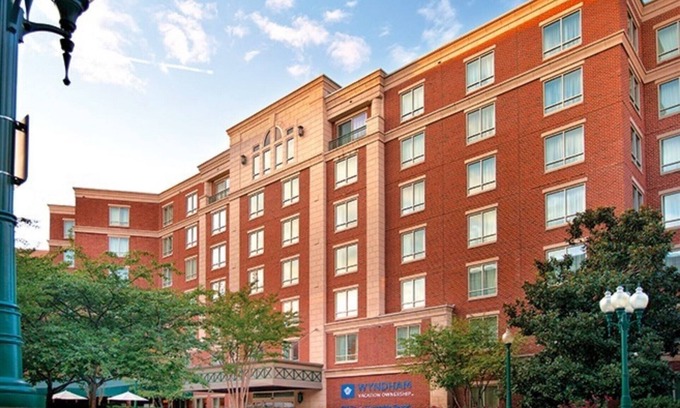 Old Town West Condo | Wyndham Old Town Alexandria, 2 Bedroom Deluxe Condo, Free WiFi and Parking