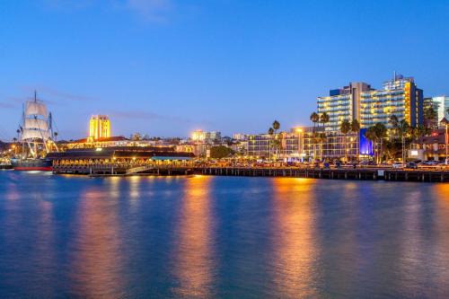 Columbia Hotel | Wyndham San Diego Bayside