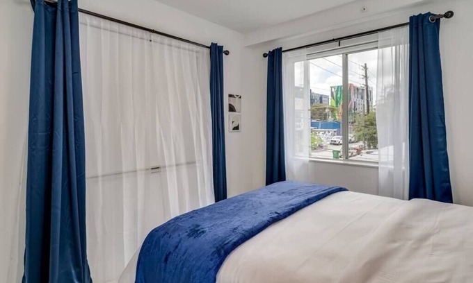 Wynwood Art District Apartment | Wynwood Charm 3, Live the art.1 Free Gated Parking