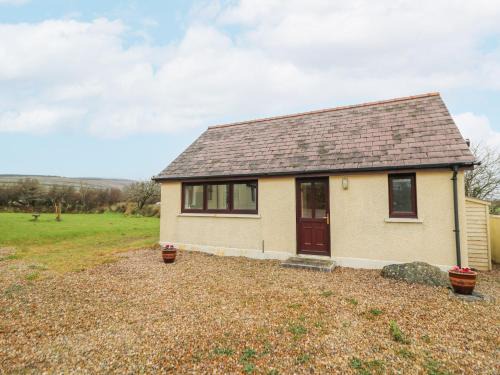 Maenclochog House | Y Gweithdy Rhos Eirin