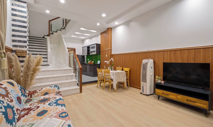 Son Tra House | YA Beach Da Nang 3 Bedrooms and 4 Beds