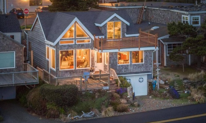 Yachats House | Ya-Hatian Tides - Yachats Bay/Oceanfront
