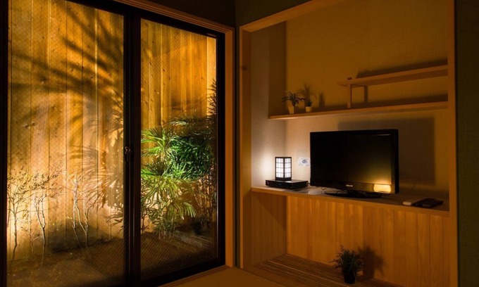 Taito House | Yadoya Karasumain Mirable Zero installed Chro/Taito-ku Tokyo