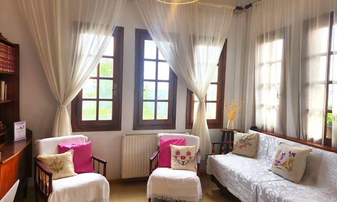 Zagora-Mouresi Hotel | YALLA HOTEL CHOREFTO