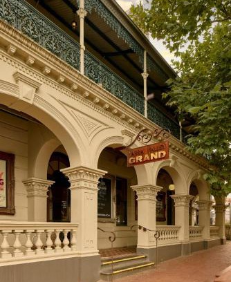Yarra Glen Hotel | Yarra Valley Grand