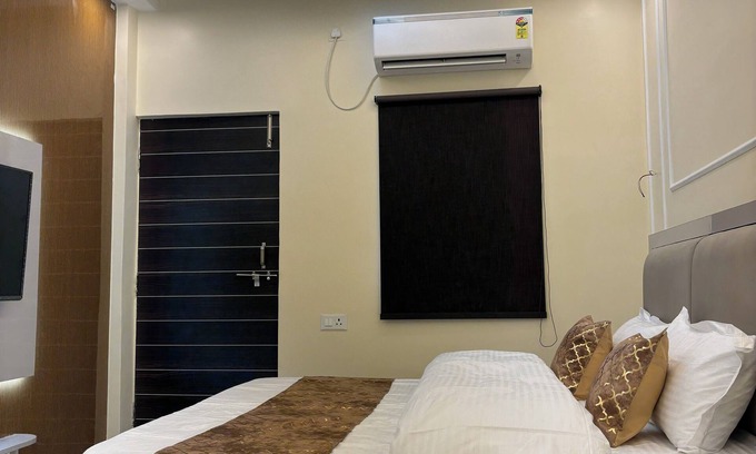 Varanasi House | Yash residency