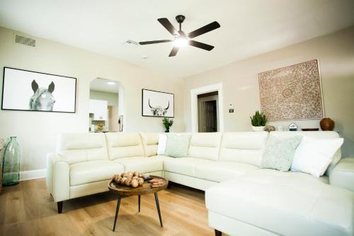 Ybor City House | Ybor City King Beds Free Parking 2 miles to Downtown