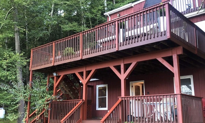 Barryville House | Year-Round Retreat Home on Scenic Delaware River 90 miles from NYC, EV CHARGER