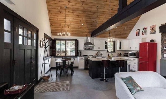 York Beach House | Year Round Vacation Fun, Less Than A Mile From York Beach!